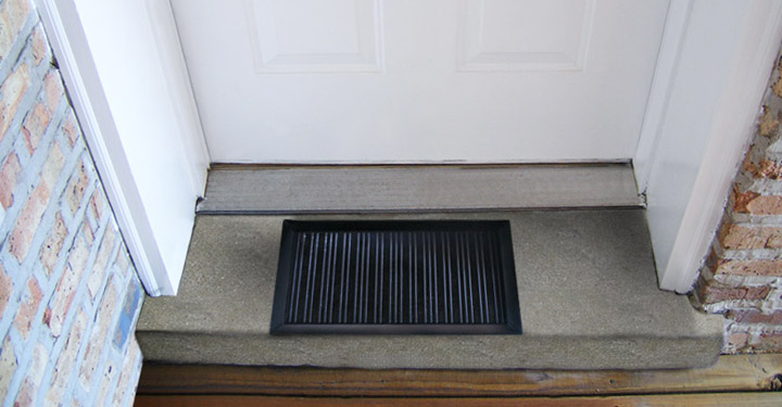 DOOR-MAT